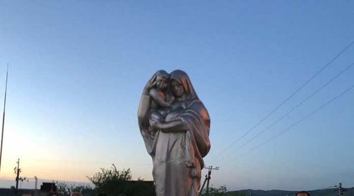 В Апшеронске почтили память погибших в г. Казани