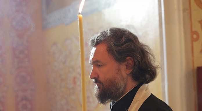 Митрополит Григорий выражает соболезнования в связи с трагедией в Казани и совершит панихиду