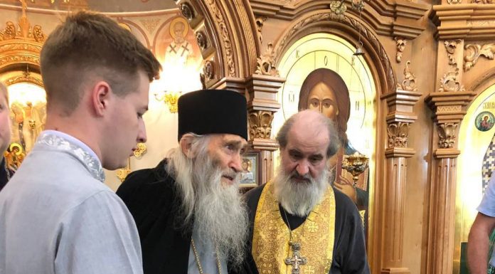 Встреча со старцем Илием в Казанском храме