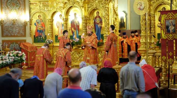 Митрополит Григорий совершил Всенощное бдение в Свято-Екатерининском соборе Митрополит Григорий совершил Всенощное бдение в Свято-Екатерининском соборе