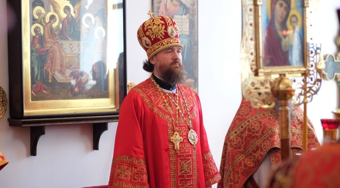 В станице Елизаветинской престольный праздник храма встретили с митрополитом Григорием