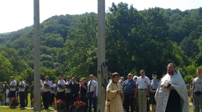 Благочинный принял участие в траурных мероприятиях