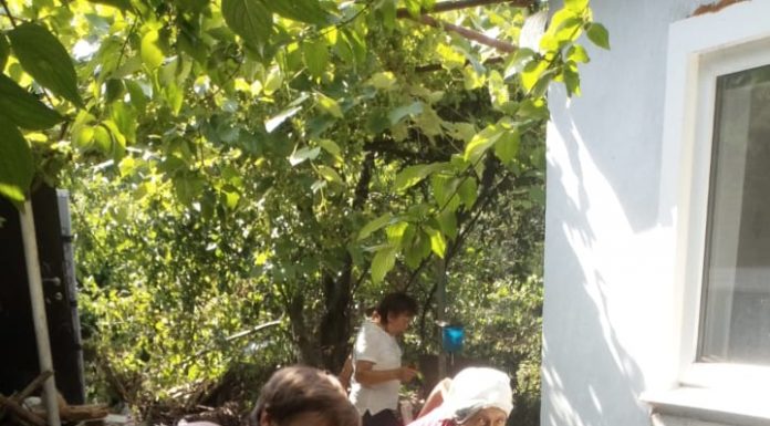 Православная молодежь приняла участие в восстановлении подтопленных территорий