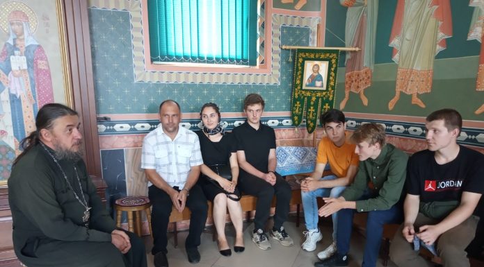Встреча с молодежью в храме