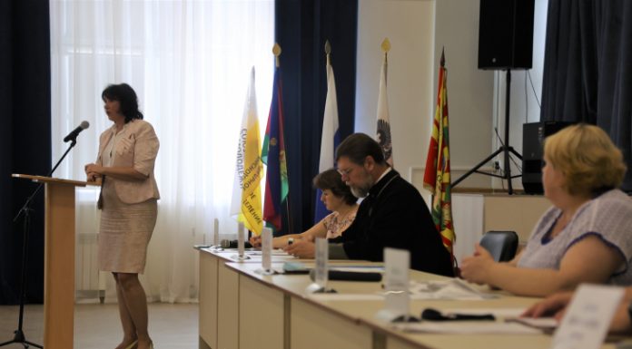 Состоялась тематическая площадка «Региональные особенности развития системы образования в 2021-2022 учебном году»