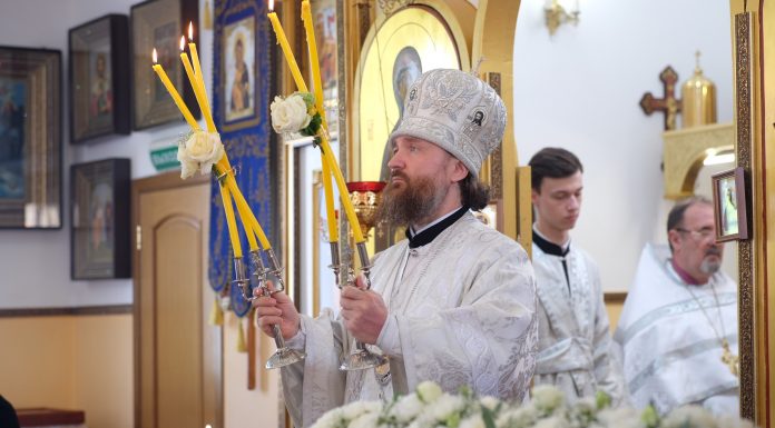 Митрополит Григорий возглавил престольный праздник храма Преображения Господня в поселке Южный