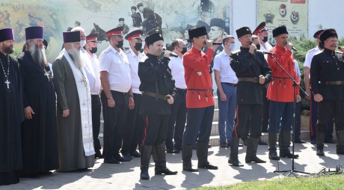 На территории музейно-туристического комплекса «Поле казачьей славы» прошли ежегодные казачьи поминовения