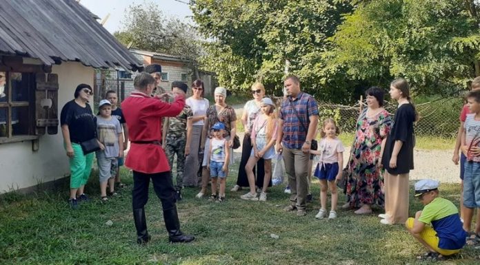 Воскресная школа при храме Рождества Пресвятой Богородицы п. Северный посетила подворье атамана