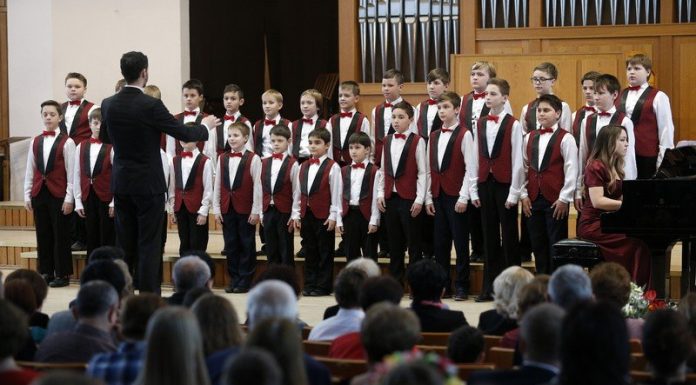 «Школа-интернат народного искусства для одаренных детей им. В. Г. Захарченко» объявляет набор