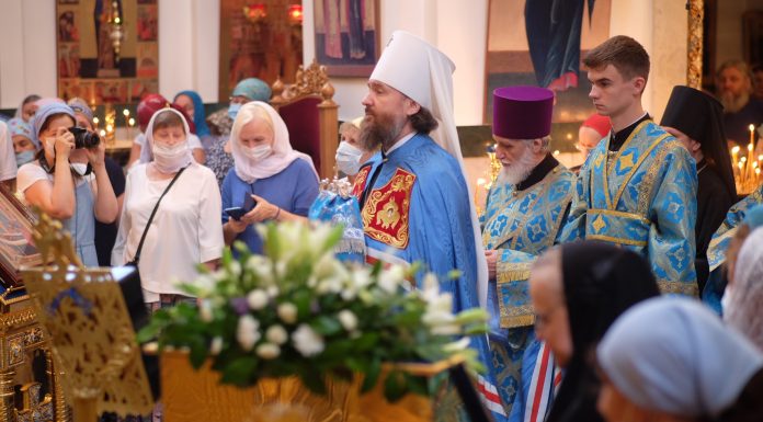 Видеосюжет: Престольный праздник в монастыре иконы Божией Матери «Всецарица»