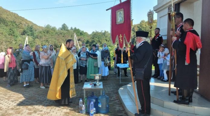 Крестный ход в станице Азовской