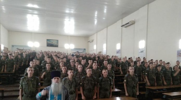 Протоиерей Владимир Мищенко провёл тематическое занятие с курсантами