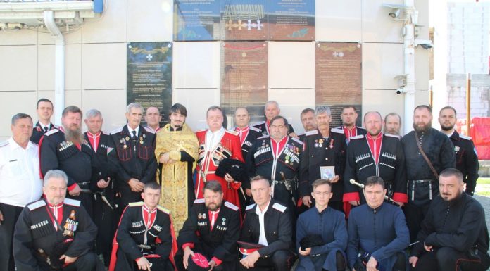 Иерей Дмитрий Гнездилов совершил заупокойную литию по погибшим в боях и усопшим в мирное время воинам