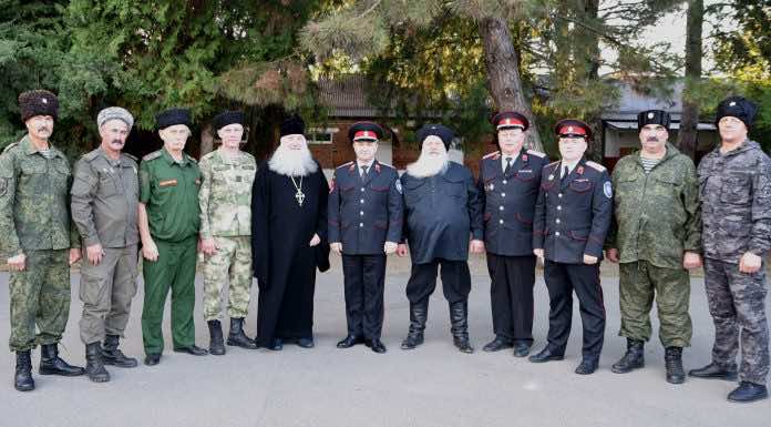На базе лагеря «Золотой колос» состоялось открытие казачьих юношеских спортивных игр