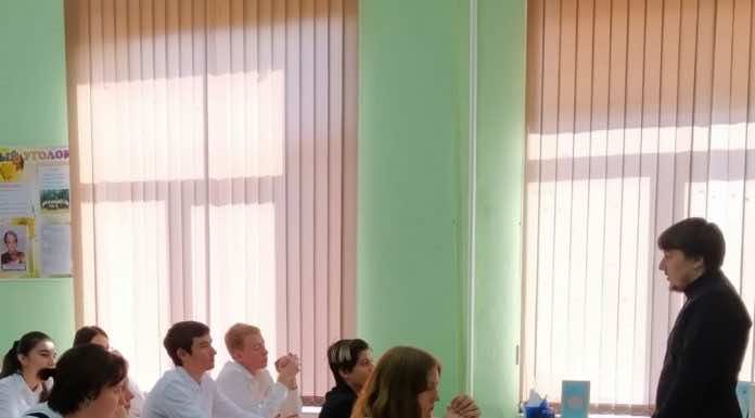 Клирик Троицкого храма принял участие в мероприятиях по профилактике вредных привычек среди молодежи