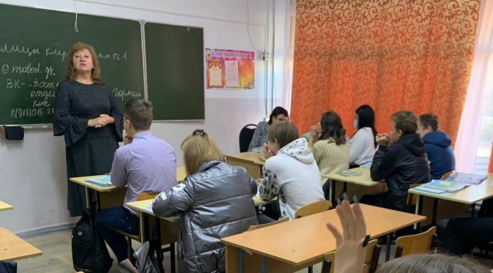 В Горячем Ключе помощник благочинного встретилась со школьниками