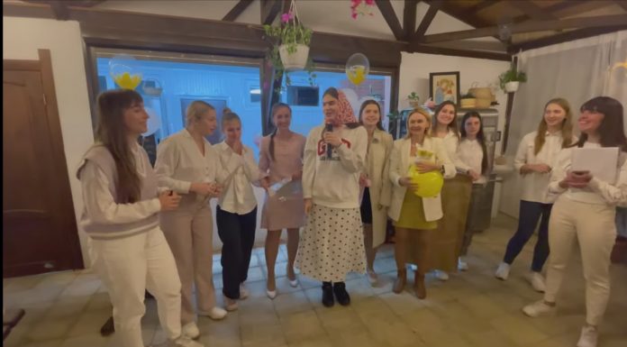 Праздник в молодёжном кафе при храме Рождества Христова