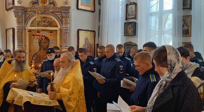 Воскресный день в летном училище