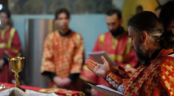 Божественная Литургия в день памяти апостола Иакова