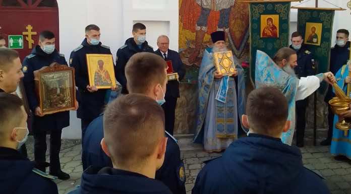 Престольный праздник храма в честь образа Божией Матери Избавительница