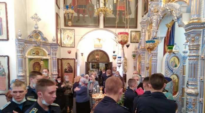 Праздничное богослужение с курсантами