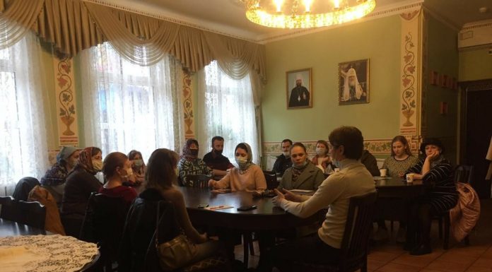 В храме «Целительница» проходят занятия по изучению Священного Писания