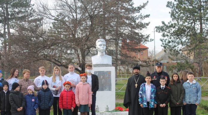 Иерей Андрей Овчинкин принял участие в торжественном мероприятии, посвященном Дню Героев Отечества