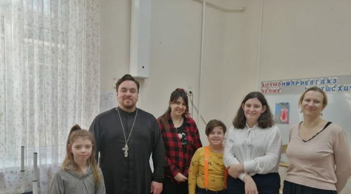 Иерей Владимир Иванов посетил Пашковский городской дом культуры