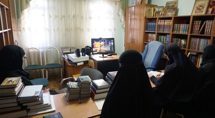 Насельницы женского монастыря «Всецарица» прослушали лекции по Ветхому Завету в рамках богословских курсов для монашествующих