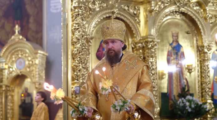Митрополит Григорий совершил Всенощное бдение накануне праздника Рождества Христова