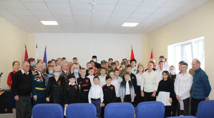 Священник посетил открытие года военно-патриотической работы