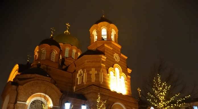 Число прихожан на ночной Рождественской литургии в Екатерининском соборе будет ограничено, службу покажут в прямом эфире