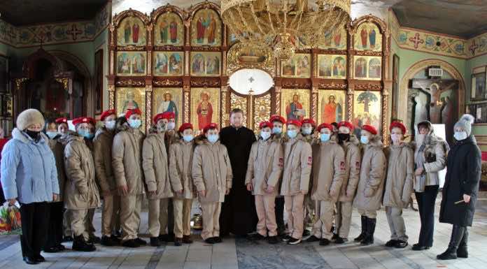 Экскурсия по храму для юнармейского отряда на Крещение Господне