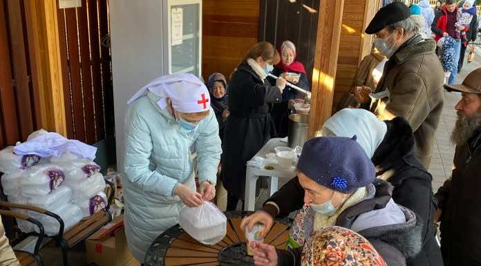 В Екатерининском кафедральном соборе состоялся традиционный благотворительный обед