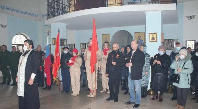 Священник принял участие в акции «Свеча памяти»