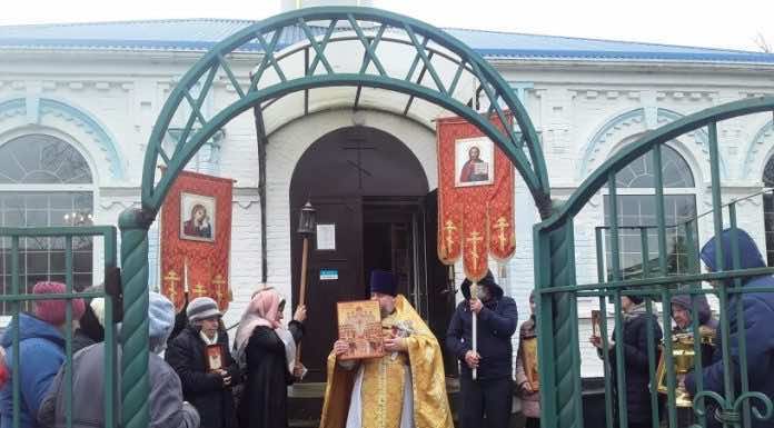 Лития у пямятника всем священникам ст. Староджерелиевской