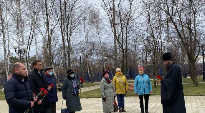 На хуторе Ленина помолились о погибших в Великой Отечественной войне