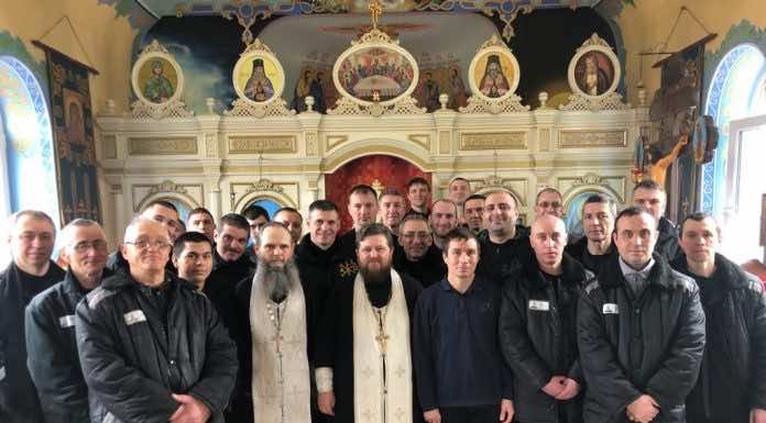 На территории исправительной колонии № 14 совершили Божественную литургию