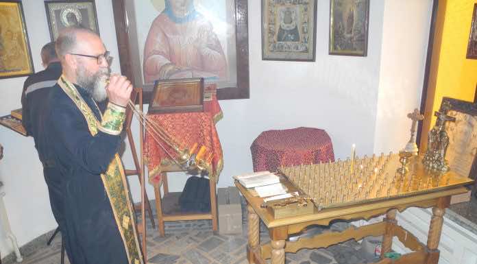 В исправительной колонии № 9 отслужили молебен