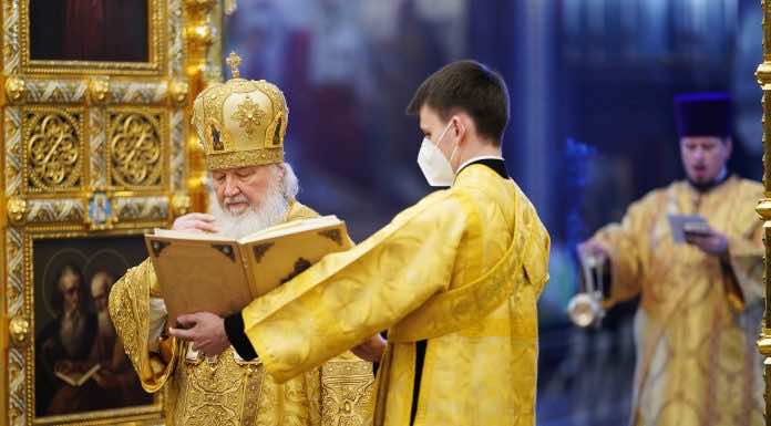 Патриарх в день столетия начала гонений на Церковь совершил молитву об Украине