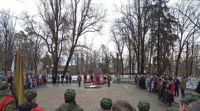 Состоялась народная акция у мемориала неизвестному солдату