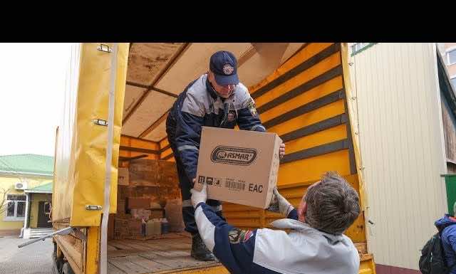 Видеосюжет: Екатеринодарская епархия отправила в Ростовскую область гуманитарный груз для беженцев