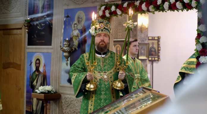 Храм блаженной Матроны Московской встретил престольный праздник с митрополитом Григорием