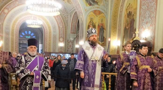 Митрополит Григорий совершил Всенощное бдение в канун празднования Торжества Православия