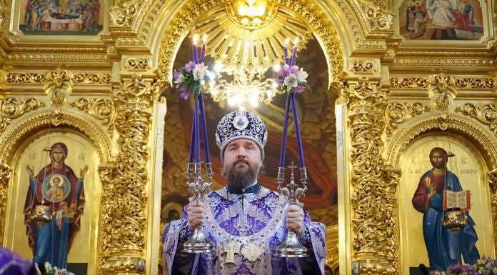 Во 2-ю Неделю Великого поста митрополит Григорий совершил Литургию в Екатерининском кафедральном соборе