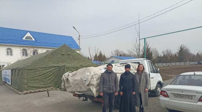 В ст. Пластуновской собрали гуманитарную помощь для беженцев из Донбасса