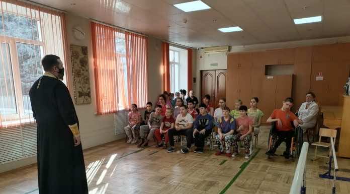 Иерей Павел Уваров посетил ГБУЗ «Краевой детский центр медицинской реабилитации»