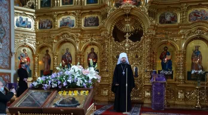 Митрополит Григорий обратился к прихожанам Екатерининского собора со словом перед общей исповедью