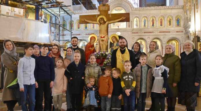 В воскресной школе Александро-Невского собора состоялось мероприятие, посвященное Дню православной книги