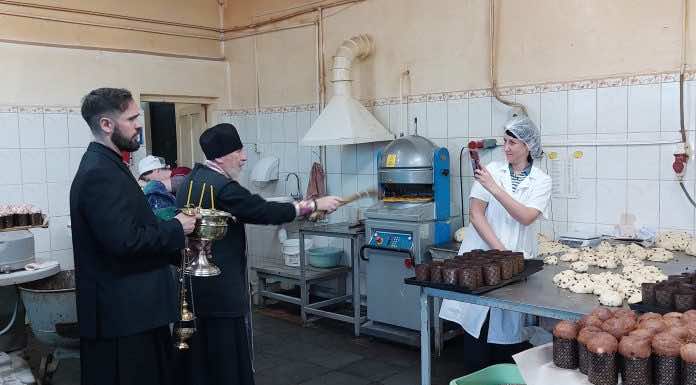 Клирики храма Рождества Пресвятой Богородицы ст. Полтавской посетили местный хлебозавод